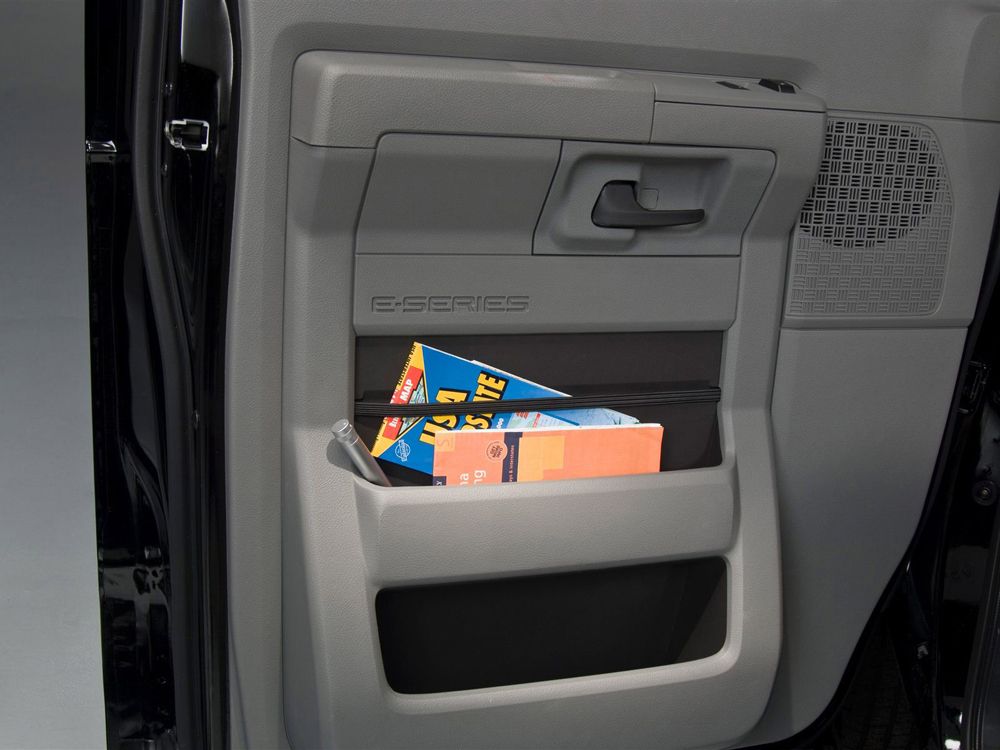 Ford E-Series photo 134451_b.jpg