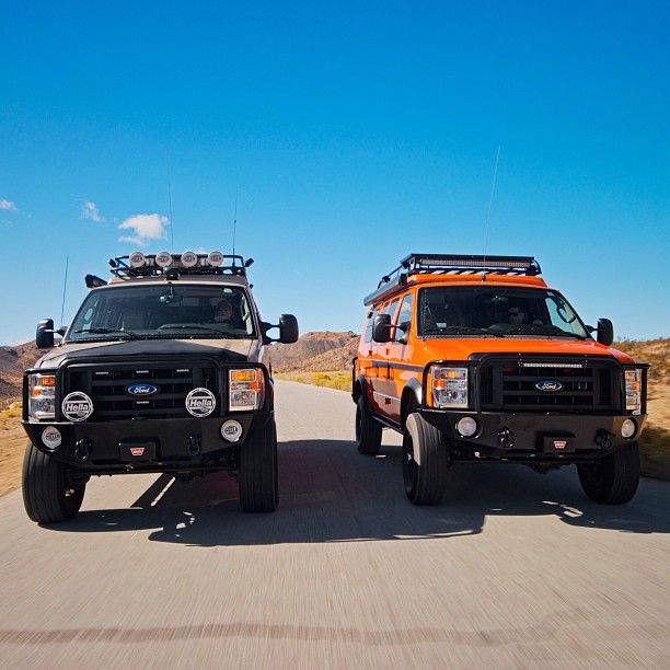 Ford E-Series photo 4insta.jpg