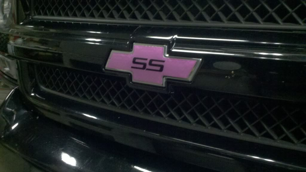 Vince Motor City Vinyl & Pink Carbon Fiber Chevy Trailblazer SS Forum