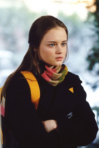 photo Rory-Gilmore-rory-gilmore-24275348-334-500.jpg
